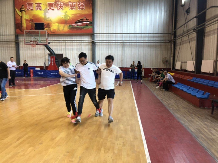 1559028183535523.jpg 三人四足3.jpg